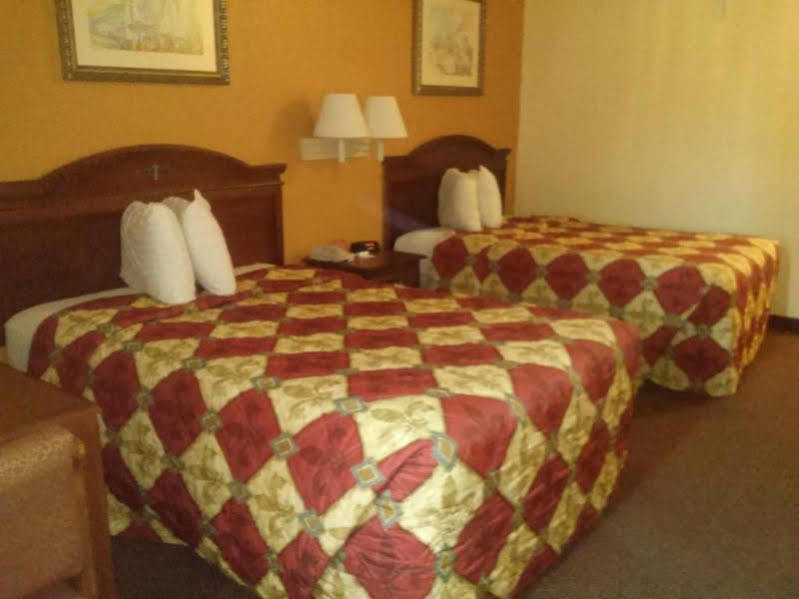 Super 8 By Wyndham Daytona Beach Exterior foto